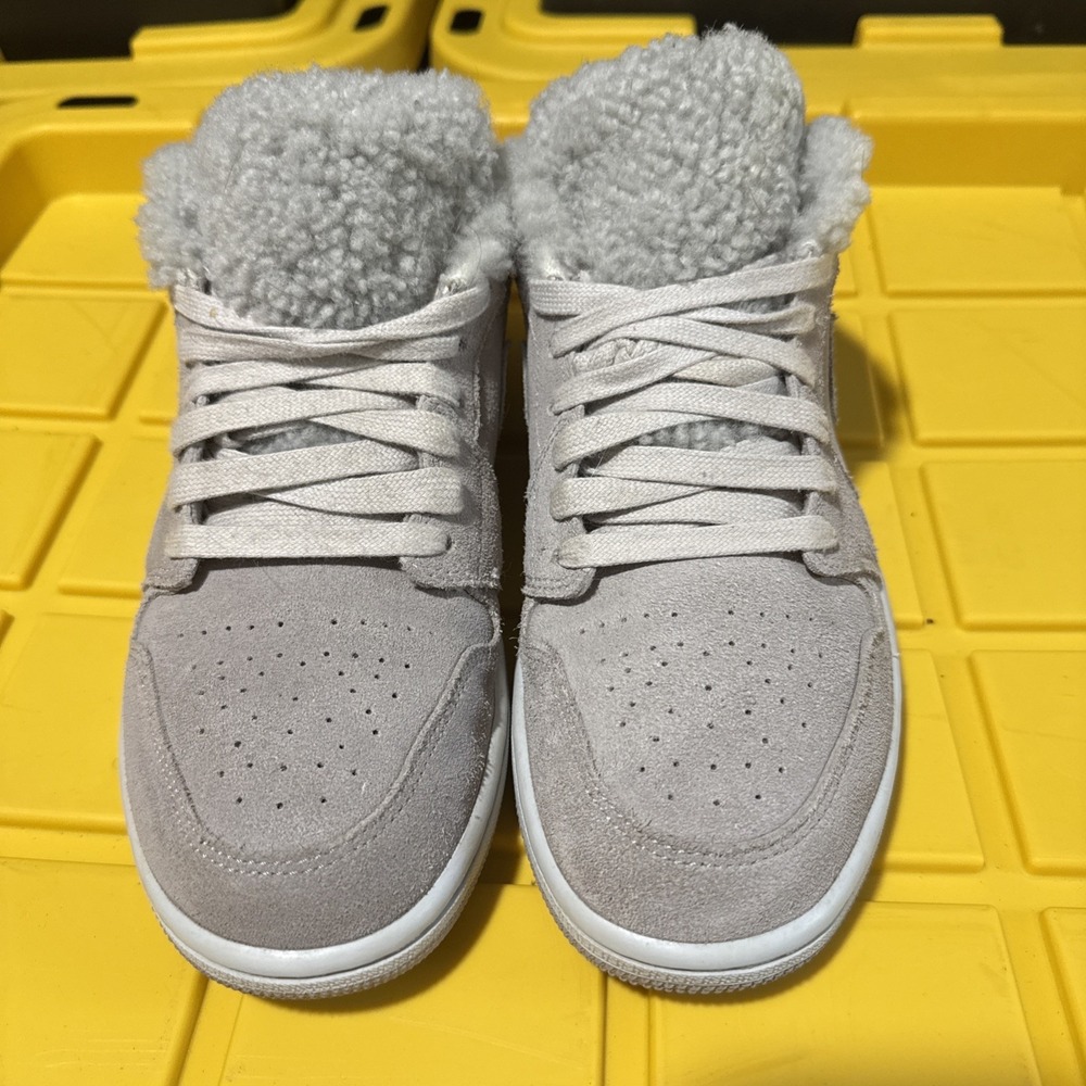 Jordan 1 Low Sherpa Size 11 Gray - Picture 2 of 5
